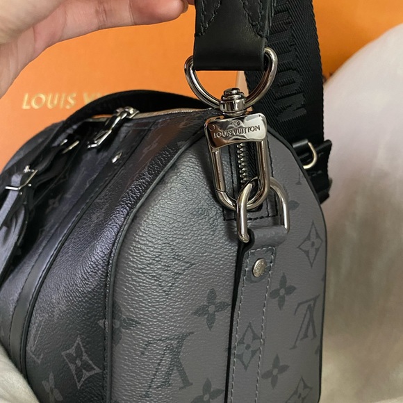 Louis Vuitton City Keepall Monogram Eclipse - Picture 3 of 10